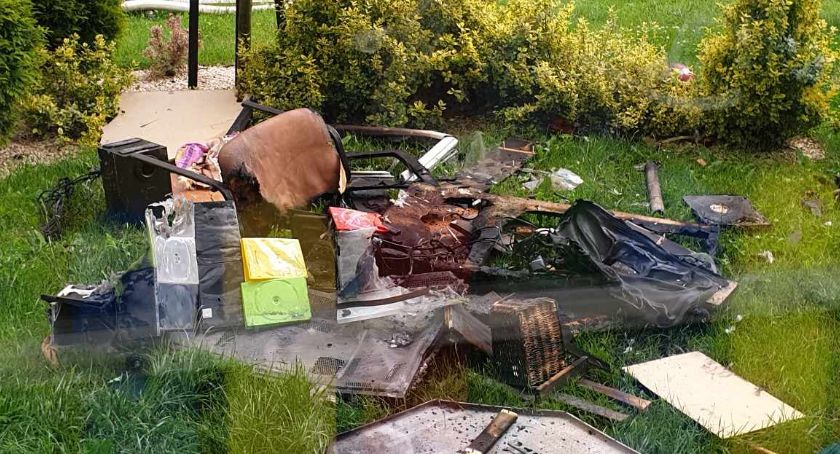 Pożar w mieszkaniu nad przedszkolem przy Skarbowskiego 