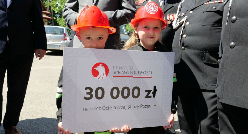 30 tysięcy dla strażaków