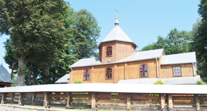 Cerkwie ziemi jarosławskiej. Dawna cerkiew w Młynach, obecnie kościół Matki Bożej Pocieszenia 