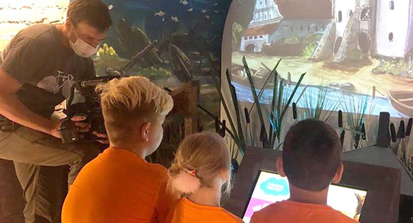 Czy COViD-19 sprawia, że mniej chętnie korzystamy z miejsc rozrywki i kultury? Wakacje w kleszczach pandemii 