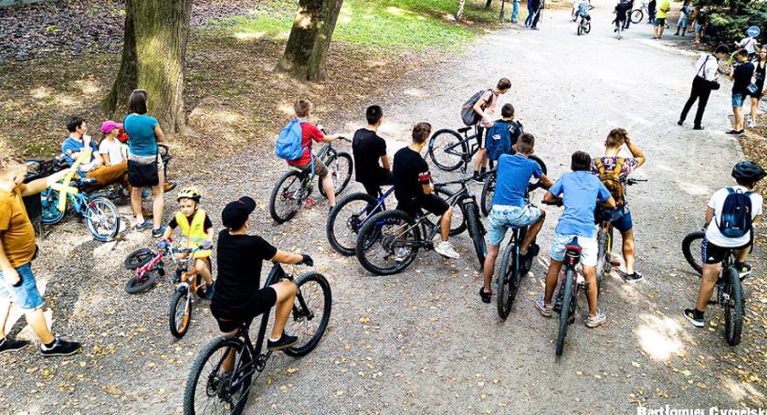 Rodzinny piknik rowerowy pod patronatem „Ekspresu Jarosławskiego”. Jarosław na dwóch kółkach