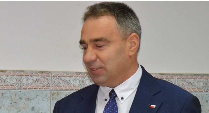  Wójt Szylar stracił większość w radzie gminy.  Klub PiS ma już tylko 3 radnych  