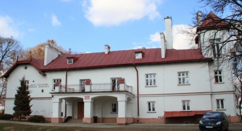 Szkoła Podstawowa w Tyniowicach naucza w trybie zdalnym 