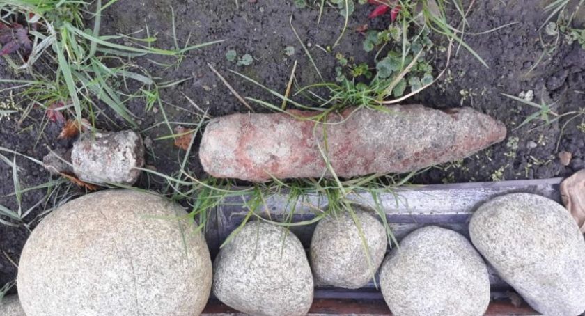  Granaty, pocisk i zapalniki znaleziono podczas prac ziemnych w Laszkach 