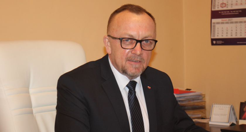 Starosta jarosławski Stanisław Kłopot.