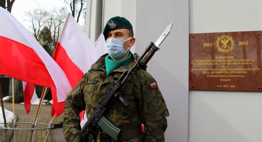 Na Starym Cmentarzu oddano hołd powstańcom styczniowym.  