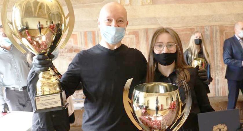 Najlepsi sportowcy i trenerzy roku 2020 wybrani 