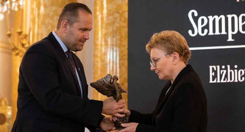Elżbieta Rusinko odebrała nagrodę „Semper Fidelis” na Zamku Królewski w Warszawie