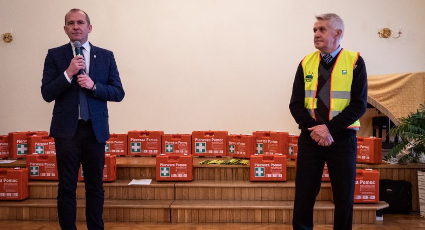 Apteczki od  Stowarzyszenia Poszkodowanym w Wypadkach Komunikacyjnych „Bezpieczne Życie”.