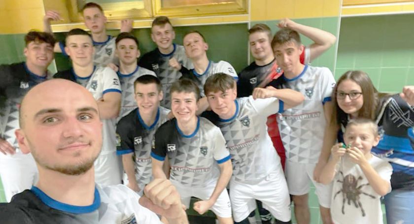 Futsal: wygrane na inaugurację  