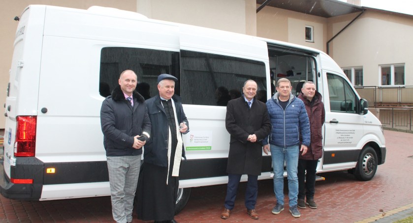 Nowy pojazd dla podopiecznych PSONI 