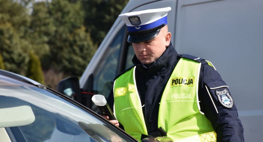 Poszukiwany 46-latek wpadł w ręce policji podczas akcji 