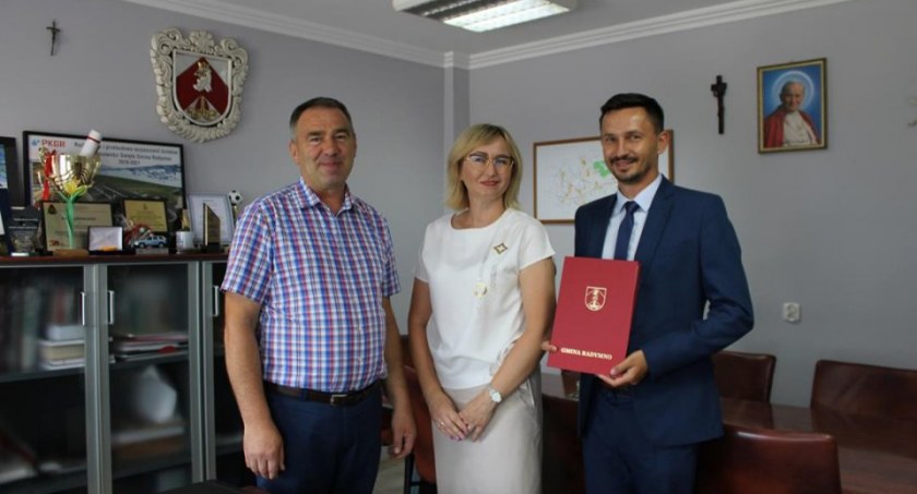 Łukasz Łamasz dyrektorem szkoły w Świętem