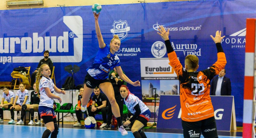 Na zdjęciu Aleksandra Zimny, MVP meczu. 