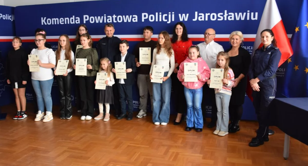 Edukacja, Laureaci konkursu „Bezpieczne Wakacje 2025” (ZDJĘCIA) - zdjęcie, fotografia
