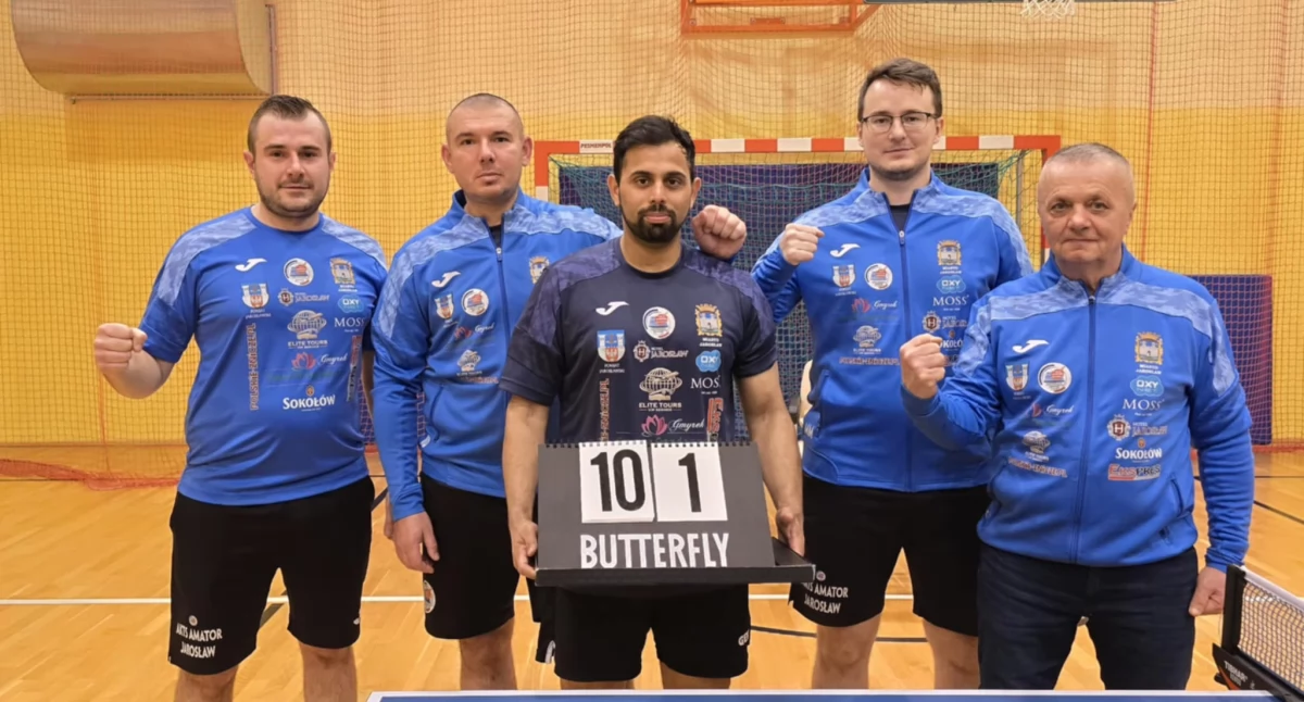 Tenis stołowy, Amator Jarosław idzie burza Jarosławianie kompletem zwycięstw liderem grupy - zdjęcie, fotografia