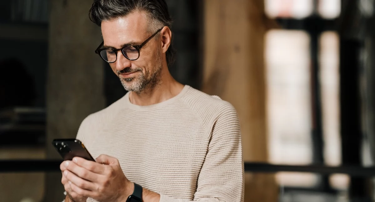 Artykuły Partnera, Rejestracja karty można zrobić wizyty salonie operatora - zdjęcie, fotografia