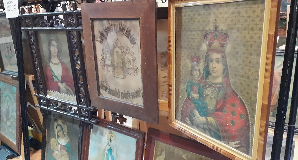 Wystawy, Oleodruki kolekcji Dariusza Zygmunta ekspozycji Sieniawie - zdjęcie, fotografia