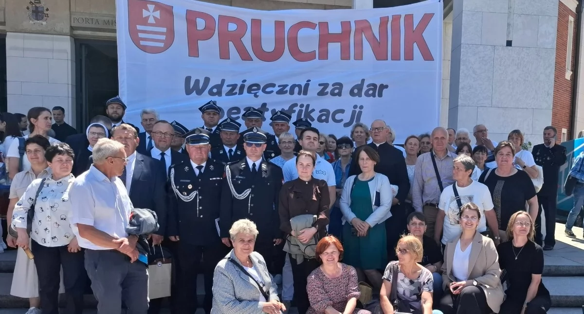 Religia, Beatyfikacja dziewięciu Salezjanów męczenników Wśród Włodzimierz Szembek Pruchnika Świerc Przemyśla - zdjęcie, fotografia