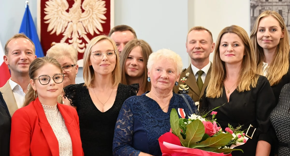 Wojsko, Janina gminy Laszki wychowała pięcioro żołnierzy - zdjęcie, fotografia