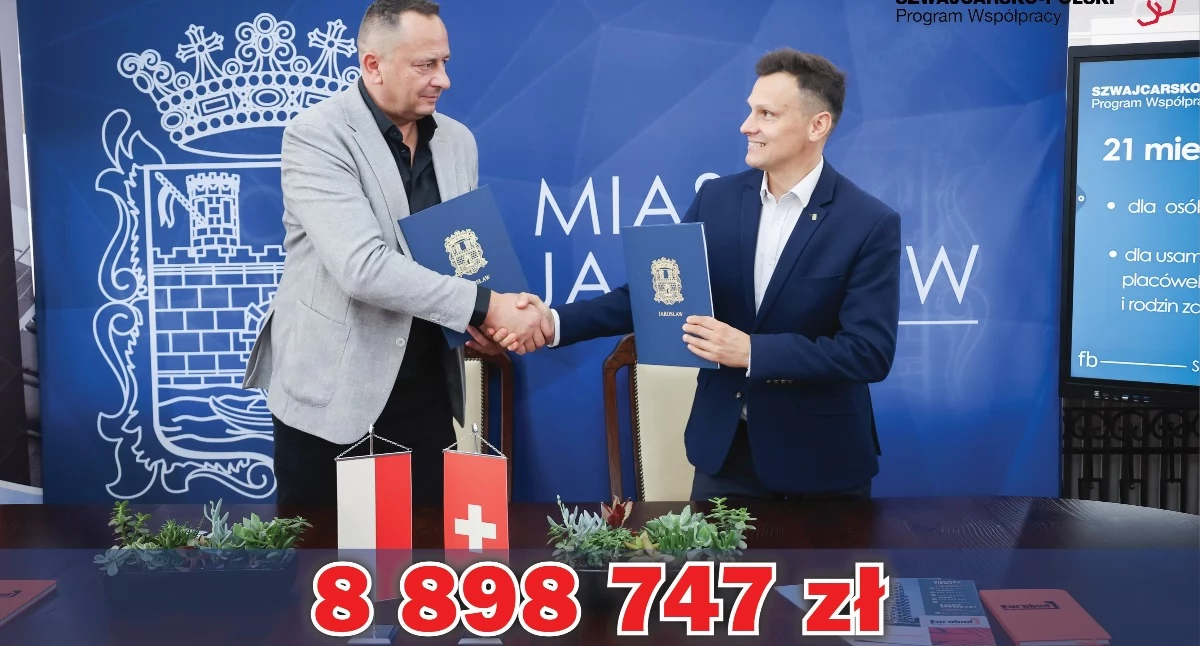 Artykuły Partnera, Umowa budowę Ośrodka DOBRY POCZĄTEK oficjalnie podpisana Jarosławiu powstanie mieszkań tymczasowych - zdjęcie, fotografia