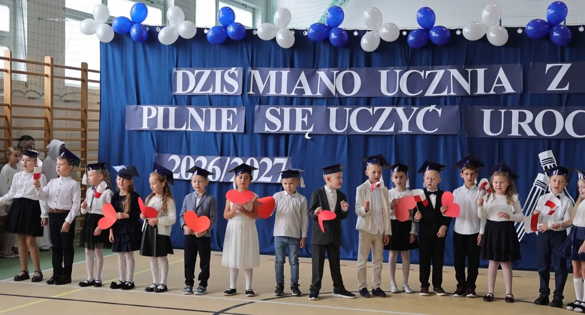 Pasowanie na ucznia w Zespole Szkolno-Przedszkolnym im. bł. o. Michała Czartoryskiego w Pełkiniach