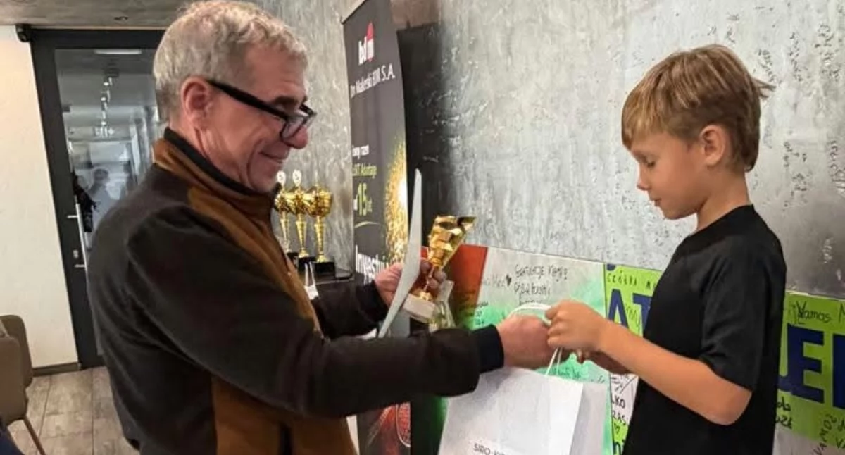 Inne, Samuel Dziukiewicz podium Bielsku Białej - zdjęcie, fotografia