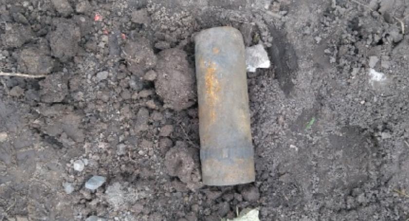 Niewybuch znaleziony podczas budowy kanalizacji 