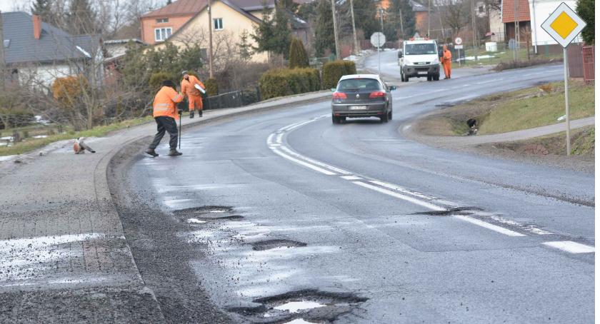 Łatanie dziur zamiast remontu