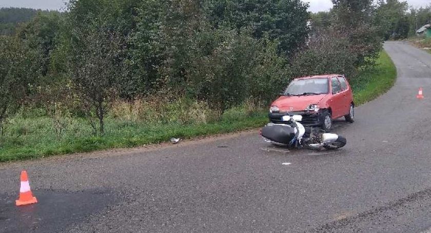 Zderzenie yamahy z seicento. Do szpitala trafił 91-letni motorowerzysta