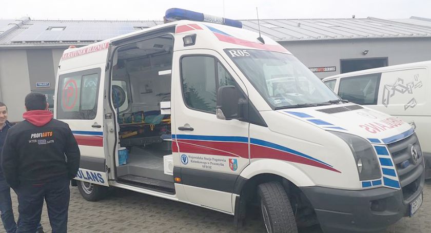 Bezpłatnie ozonują samochody ratownicze - To ich wkład w walkę z epidemią 
