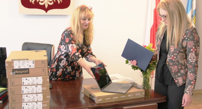 Laptopy dla uczniów w gminie Jarosław