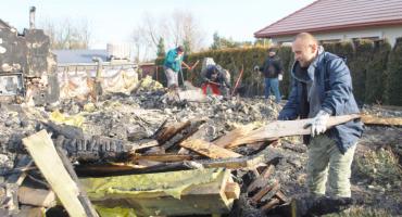 Ogień zabrał ich wymarzony dom. Pomóżmy im pokonać nieszczęście  