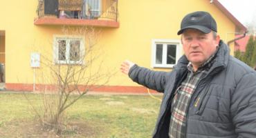 – Niebo zrobiło się czerwone. Okna się trzęsły – mówią mieszkańcy Budzynia