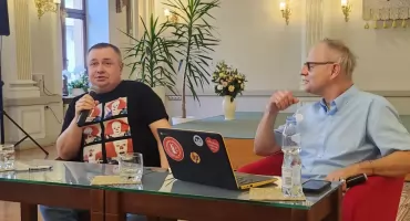 Hubert Lewkowicz rozmawia z najpopularniejszym polskim pisarzem grozy Stefanem Dardą o najnowszej książce (WIDEO)