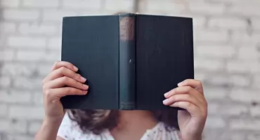 Jak wrócić do czytania po długiej przerwie? 9 trików