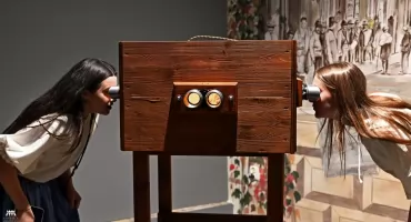 Zabytkowy fotoplastykon trafił do jarosławskiego muzeum 