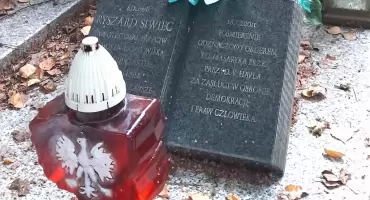Ryszard Siwiec w 1968 roku dokonał aktu samospalenia w proteście przeciwko inwazji na Czechosłowację. Dziś rocznica jego śmierci