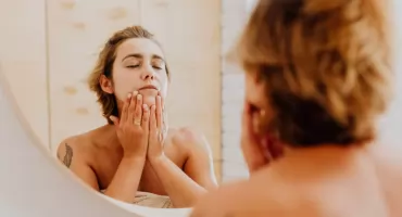 Przewlekłe mikrozapalenie – cichy mechanizm przyspieszający starzenie