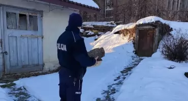 Policjanci z Pruchnika pomogli samotnie mieszkającemu, choremu 61-latkowi