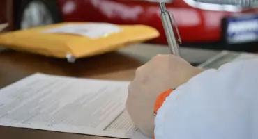 Najczęstsze błędy w umowach kupna-sprzedaży samochodów w Jarosławiu