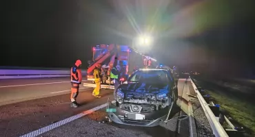 Samochód dachował na autostradzie A4 na odcinku biegnącym przez gminę Chłopice