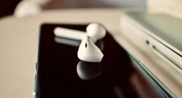 Muzyka, rozmowy, sport — słuchawki bezprzewodowe dla każdego stylu życia