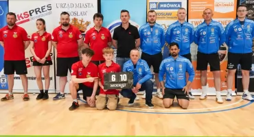 AKTS Amator przegrywa z Nurtem, ale pozostaje w grze o awans