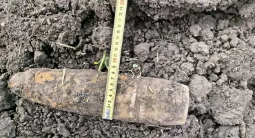 Wykopał pocisk odłamkowo-burzący 