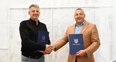 Urzędomat stanie przy Starostwie Powiatowym w Jarosławiu. Dokumenty odbierzesz przez całą dobę