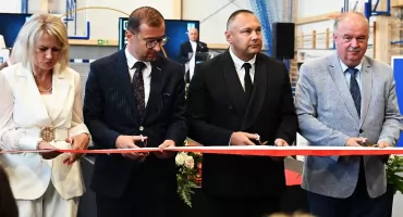 Nowa sala sportowa w Jarosławiu otwarta. Zespół Szkół Innowacyjnych zyskał nowoczesny obiekt